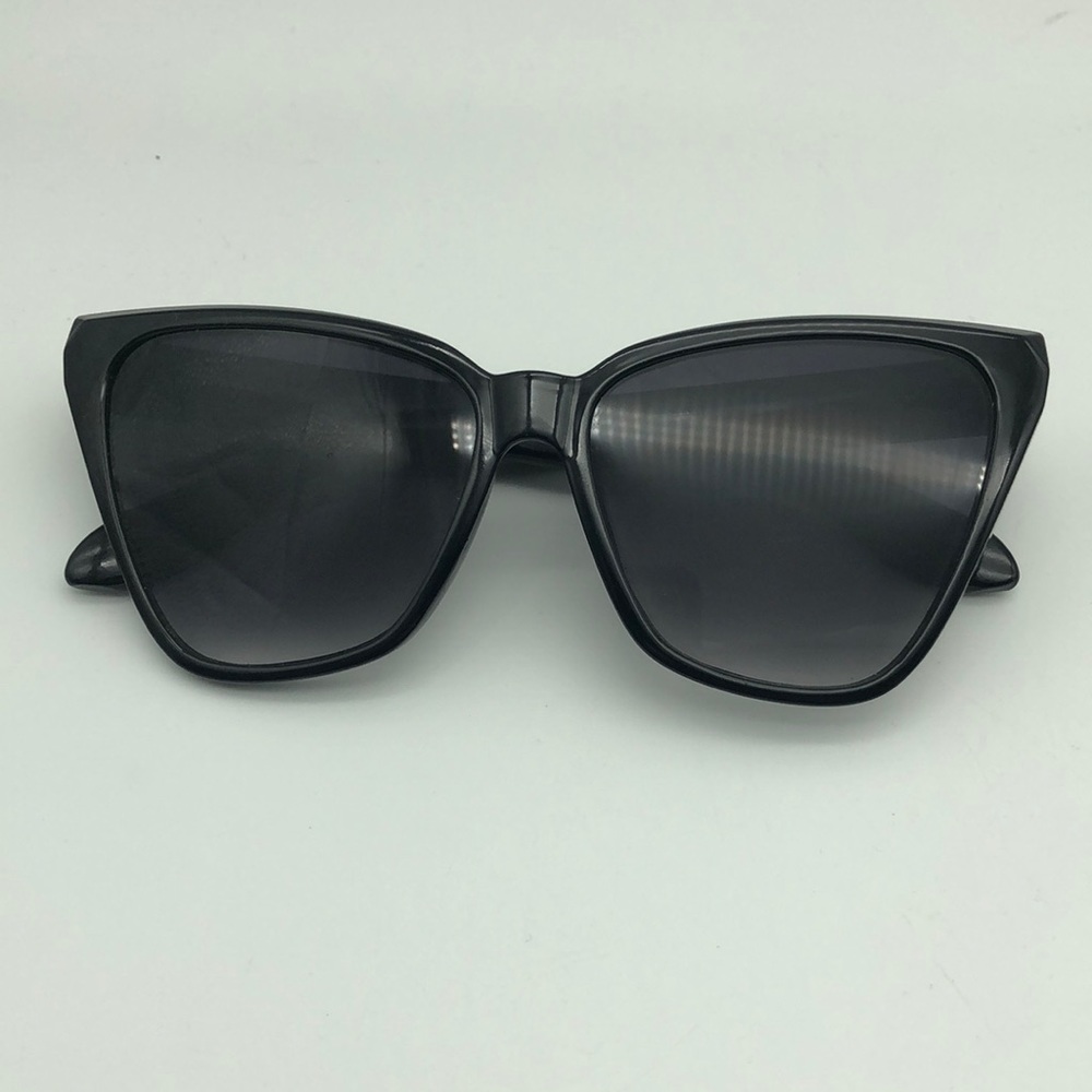 SUNGLASSES. - Picture 2 of 7